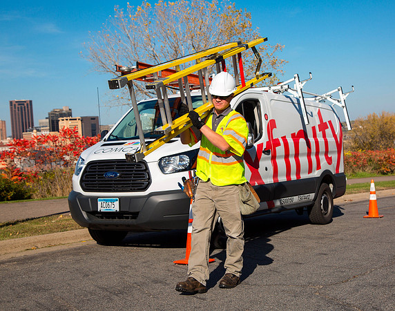 Comcast Technician Traveling Through Twin Cities